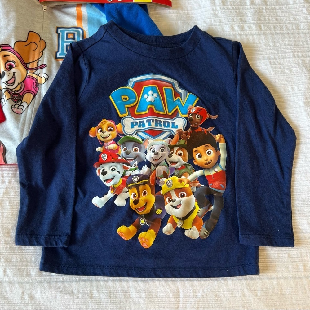2/$30 Nickelodeon Paw Patrol Hoodie Pajama and Shirt Set - Red, Blue, Gray - Picture 5 of 11